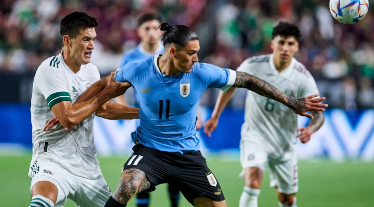 Darwin Núñez con Uruguay ante México