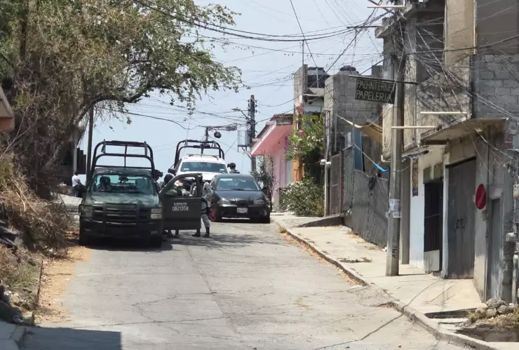 Asesinan a un hombre en la colonia Lázaro Cárdenas del Río en Cuernavaca.