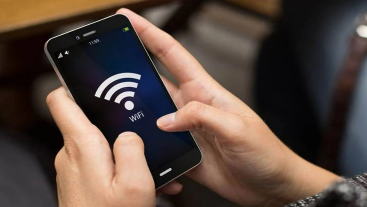 Por que es peligroso dejar encendido el WiFi de tu celular al salir de casa