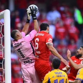 Tigres vs Toluca
