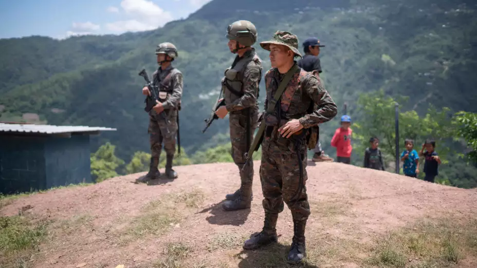 Soldados guatemaltecos en Huehuetenango, Guatemala.
