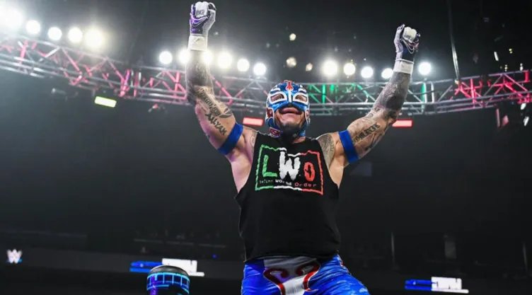 rey-mysterio-lesion-wwe-royal-rumble.jpg