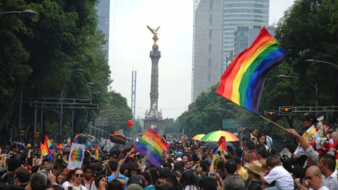 ¡Es hermoso! Anuncian el cartel oficial para la Marcha del Orgullo LGBT+