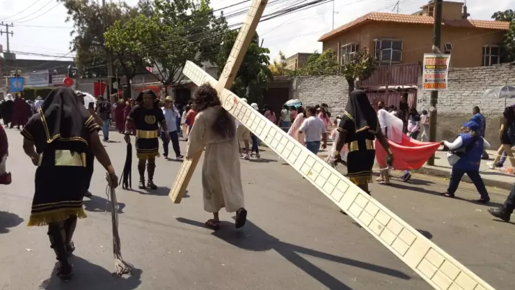 Viacrucis en San Francisco Culhuacán Semana Santa 2024