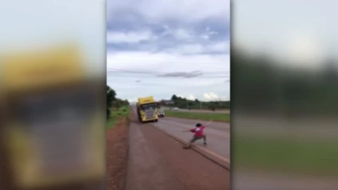 “Juego Zig Zag”: el reto viral que pone vidas en riesgo en Paraguay y el mundo entero