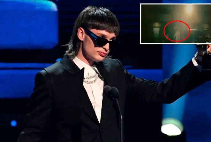 Peso Pluma anexado y en rehabilitación