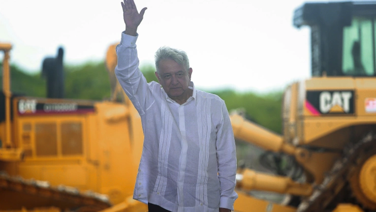 Banderazo Tren Maya en Escárcega