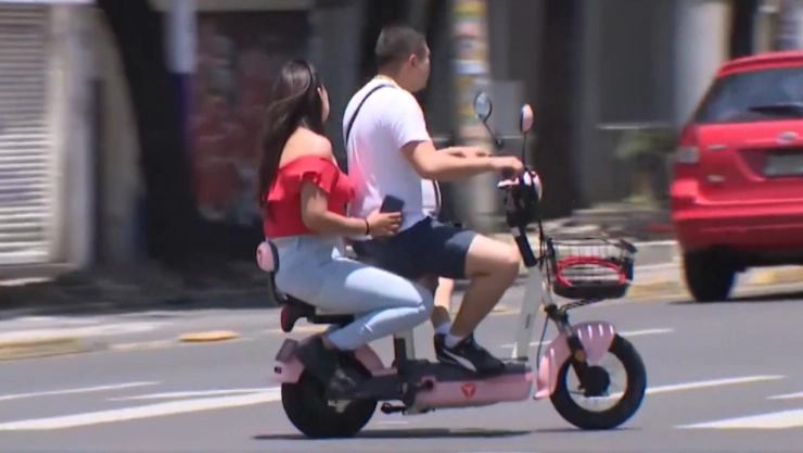 placas-para-scooters-y-bicis-electricas-en-cdmx-requisitos-costos-y-fechas-clave