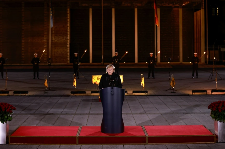 Angela Merkel dio un breve discurso de depedida.