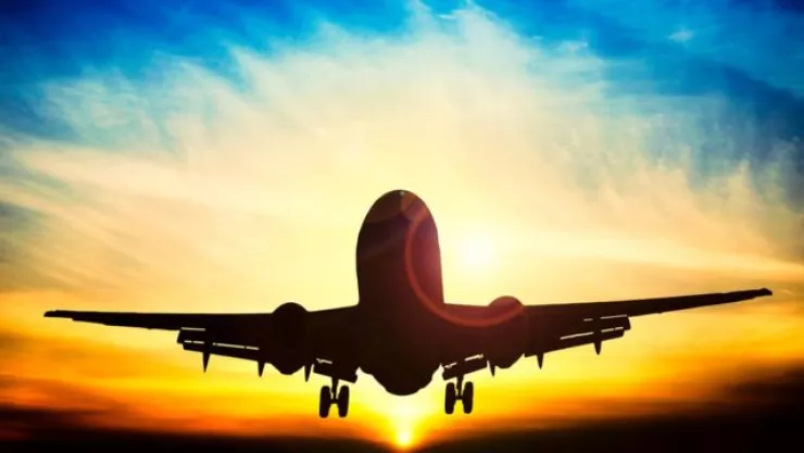 Ricardo Torres Muela controlardo aéreo