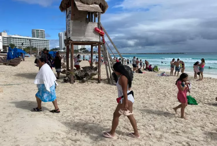 playas de Cancun frente frio 19