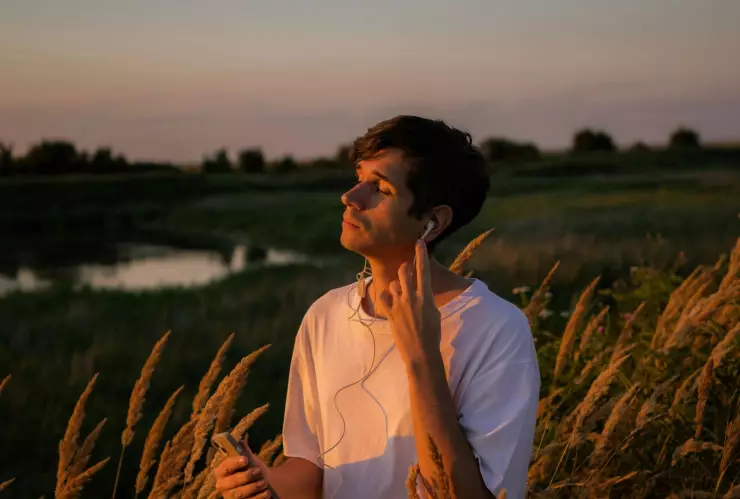 Los géneros de música que prefieren las personas inteligentes y por qué, según IA