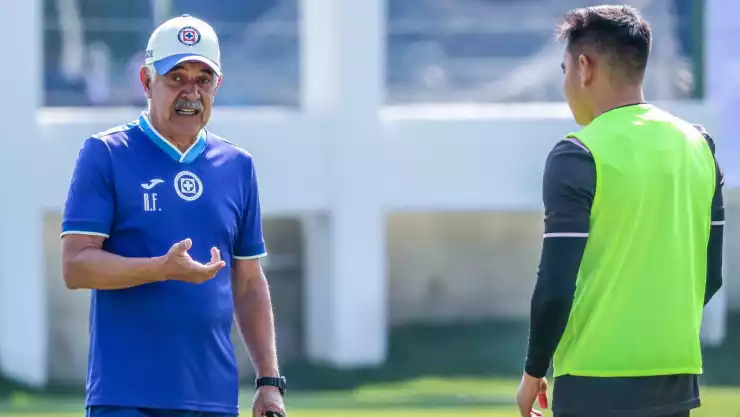 Estos son los refuerzos que pide Ricardo Ferretti para Cruz Azul