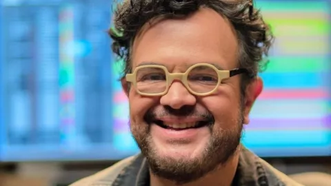 Aleks Syntek reacciona a veto de la canci&oacute;n “Perra” de J Balvin.