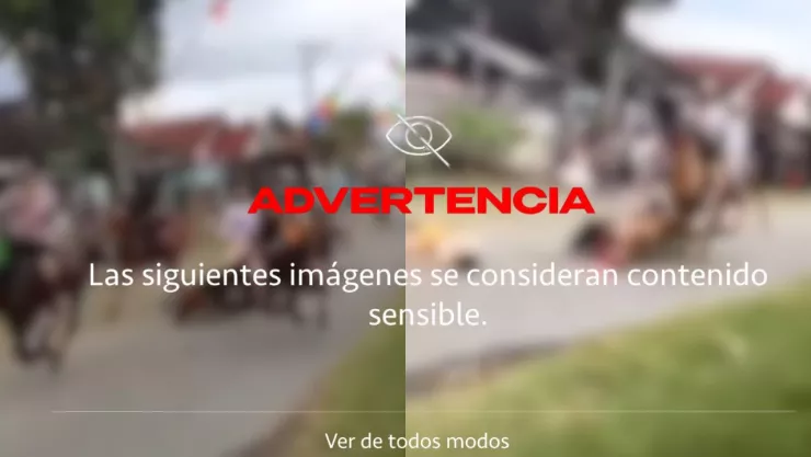 VIDEO FUERTE| Hombre es atropellado por múltiples caballos tras caer de una carrera y pierde trágicamente la vida