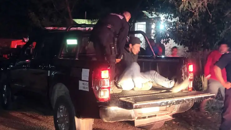Hombre que cometía presunto robo, fue acorralado por vecinos en Dzoyolá