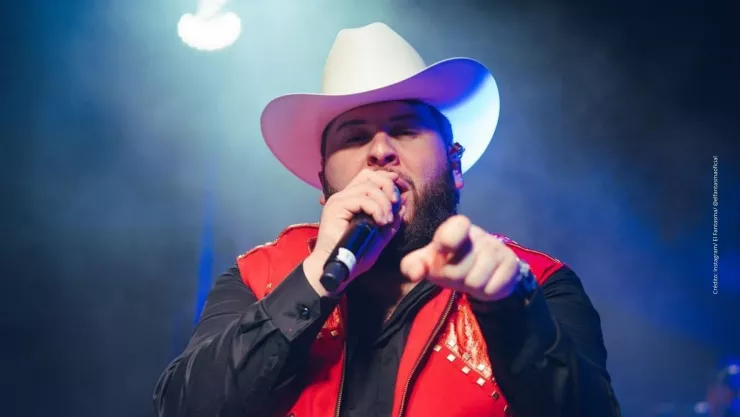 ¿Cuál es el estado de salud del Fantasma tras dar positivo a COVID-19?