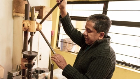 Haciendo luchadores de plástico