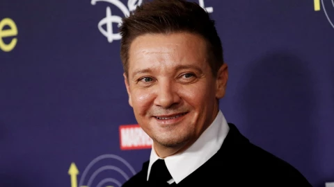 Jeremy Renner en cuidados intensivos tras accidente