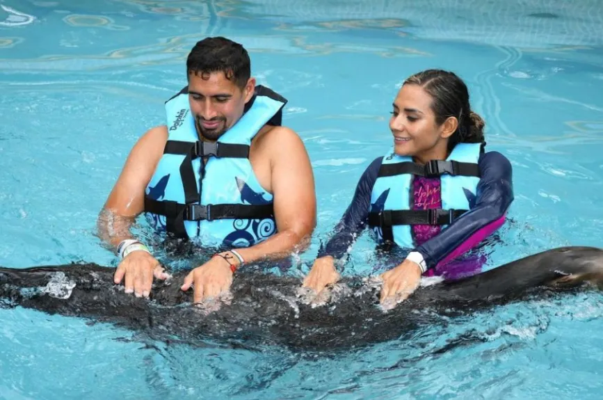 zudikey y patricio delfin.jpg