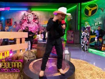 La Resolana Emmanuel Cortes canta en vivo su éxito de Amor, poniendo a bailar al público y a los invitados de lujo.jpg