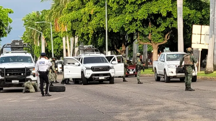 Enfrentamiento frente al Panteón Civil en Culiacán