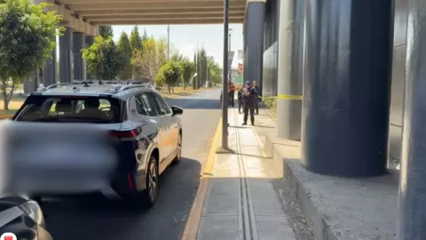 Localizan cadáver en el Periférico Ecológico de Puebla hoy; genera movilización