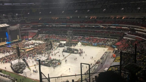 estadio azteca vacio bad bunny