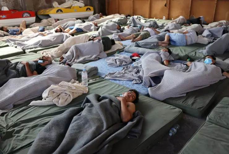 Naufragio en Grecia mueren al menos 78 migrantes de África