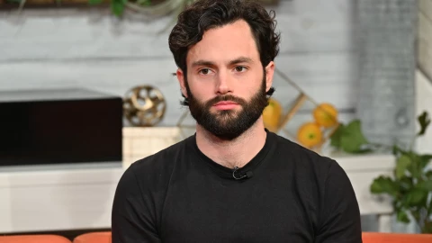 Celebrities Visit BuzzFeed’s “AM To DM” - January 9, 2020