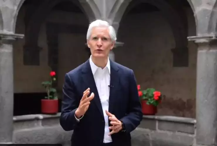Alfredo del Mazo ajusta horarios de comercios ante el incremento de Covid-19
