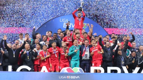 TOLUCA CAMPEÓN.