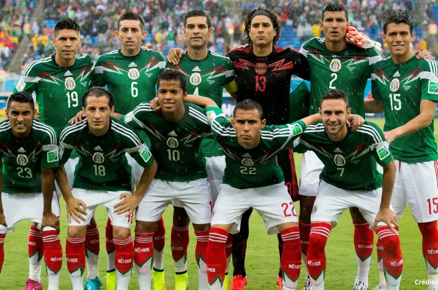 14 Uniformes seleccion mexicana mexico.jpg