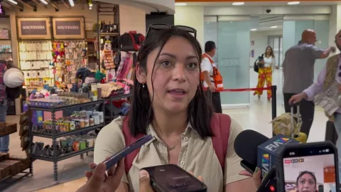 Regresan mazatlecos atrapados en conflicto de Medio Oriente