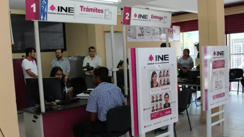 credencial de elector vigencia años INE