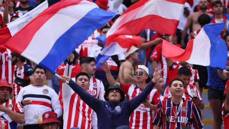 Aficionado apuñalado en el Chivas vs Atlas Play In