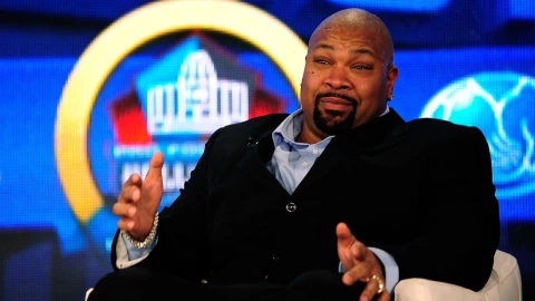 Muerte de Larry Allen, liniero de los Cowboys en México