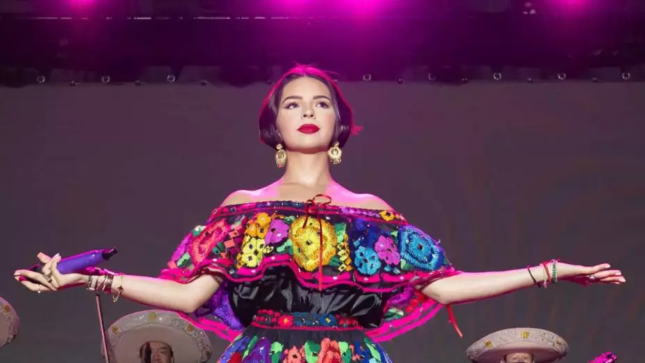 angela aguilar.