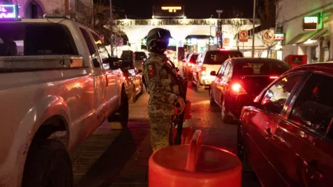 Detienen a 3 sujetos con fentanilo en Baja California