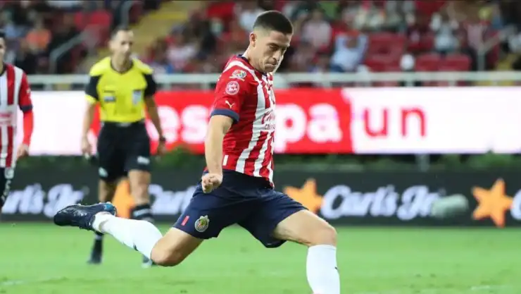 Santiago Ormeño llegaría a equipo grande de la Liga BBVA MX