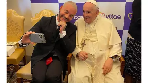 j balvin y el papa