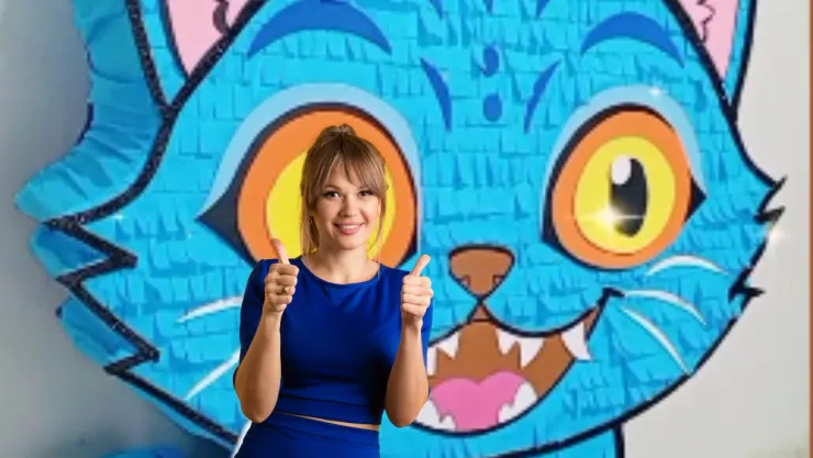 5 diseños de piñatas caseras del gato azul de las Guerreras Kpop: fáciles y creativas