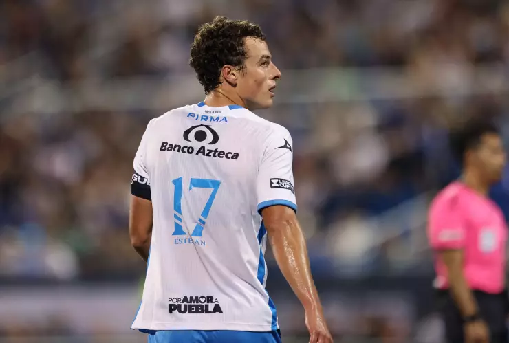 Esteban Lozano con Puebla