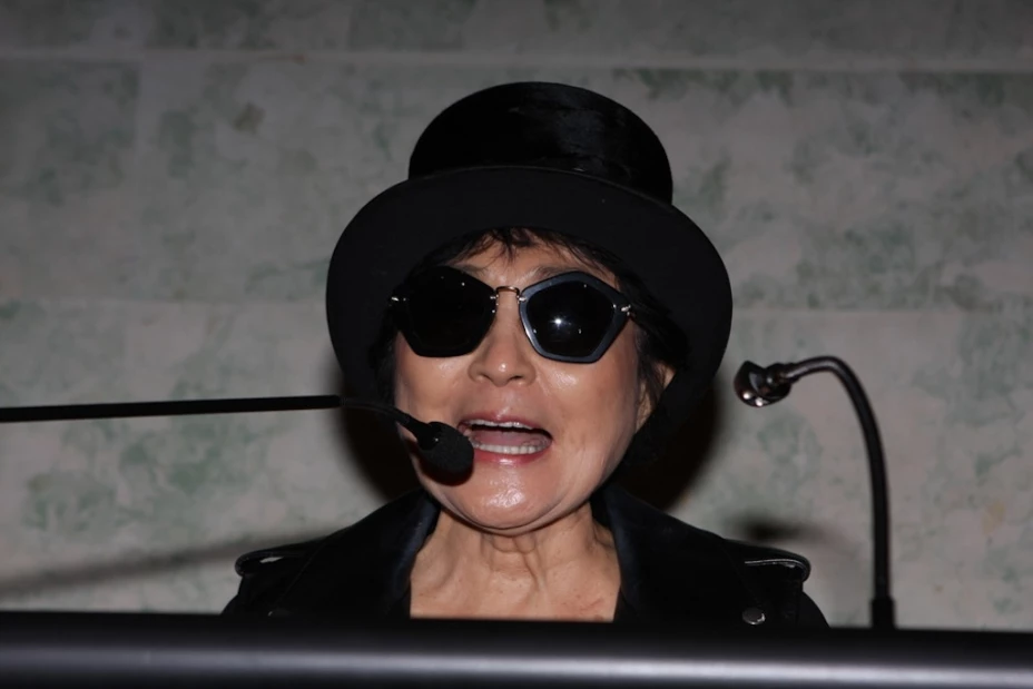 Yoko Ono
