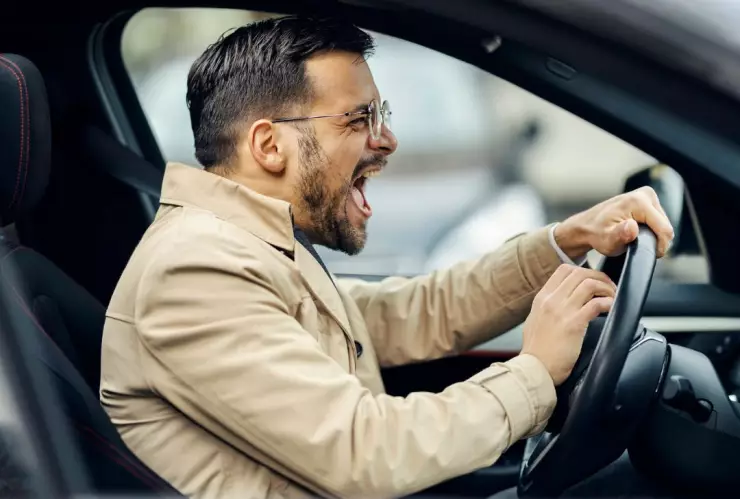 Multa por tocar el claxón en CDMX