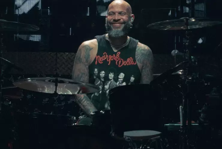 ¿Por qué Frank Ferrer, baterista de Guns N’ Roses, abandonó la banda?