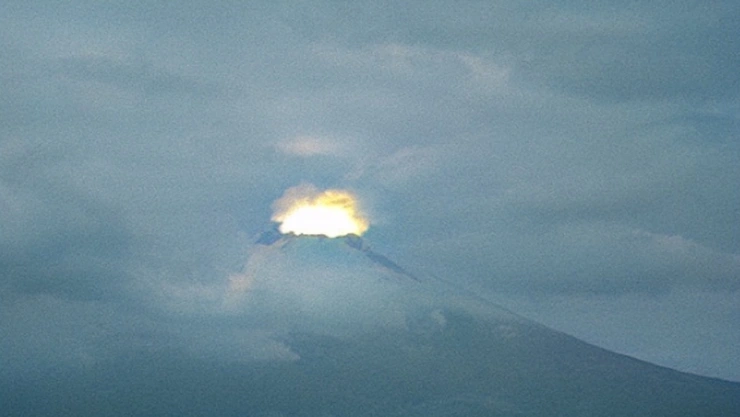 explosión volcán popocatépetl hoy 17 de octubre de 2024