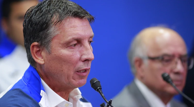 Cruz Azul Unveils New Coach Dante Siboldi