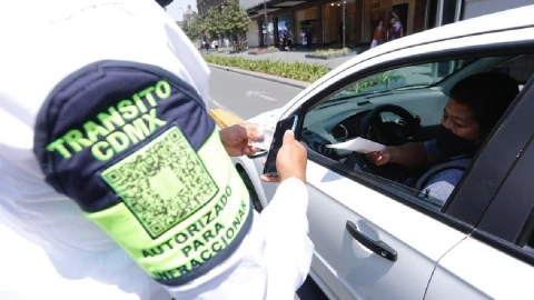 Agente de tránsito CDMX