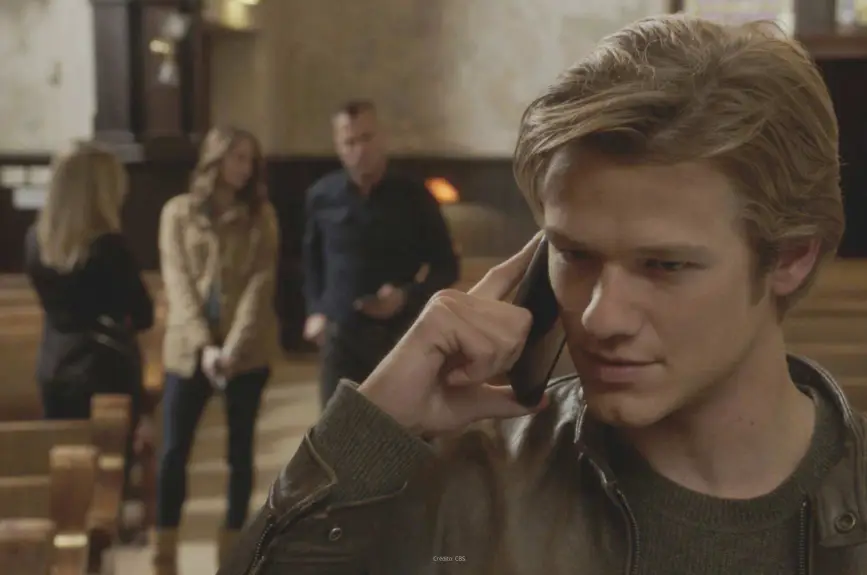 Lucas Till MacGvver